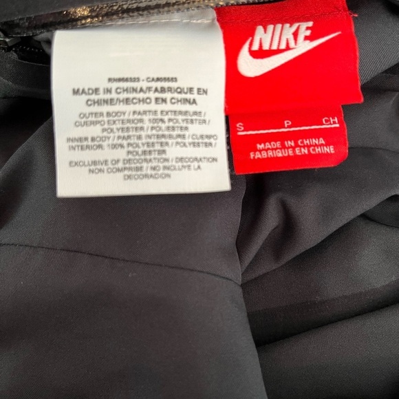 NIKE Bonded Reversible Jacket - Picture 7 of 9